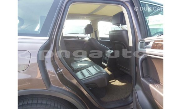 Buy Import Volkswagen Touareg Brown Car in Import - Dubai in Enga Buy Import Volkswagen Touareg Brown Car in Import - Dubai in Enga