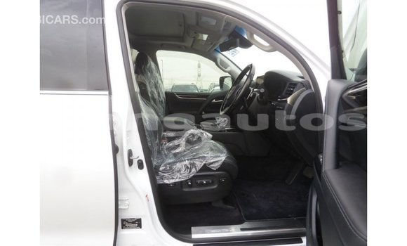 Buy Import Lexus LX White Car in Import - Dubai in Enga Buy Import Lexus LX White Car in Import - Dubai in Enga