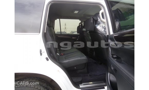 Buy Import Lexus LX White Car in Import - Dubai in Enga Buy Import Lexus LX White Car in Import - Dubai in Enga