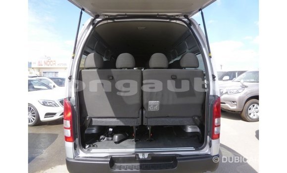 Buy Import Toyota Hiace Other Car in Import - Dubai in Enga Buy Import Toyota Hiace Other Car in Import - Dubai in Enga