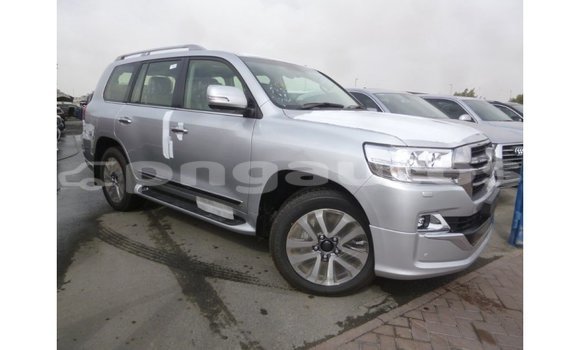 Buy Import Toyota Land Cruiser Other Car in Import - Dubai in Enga Buy Import Toyota Land Cruiser Other Car in Import - Dubai in Enga