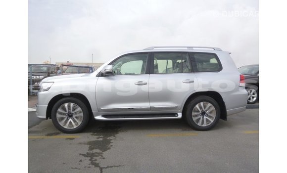 Buy Import Toyota Land Cruiser Other Car in Import - Dubai in Enga Buy Import Toyota Land Cruiser Other Car in Import - Dubai in Enga