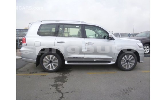 Buy Import Toyota Land Cruiser Other Car in Import - Dubai in Enga Buy Import Toyota Land Cruiser Other Car in Import - Dubai in Enga