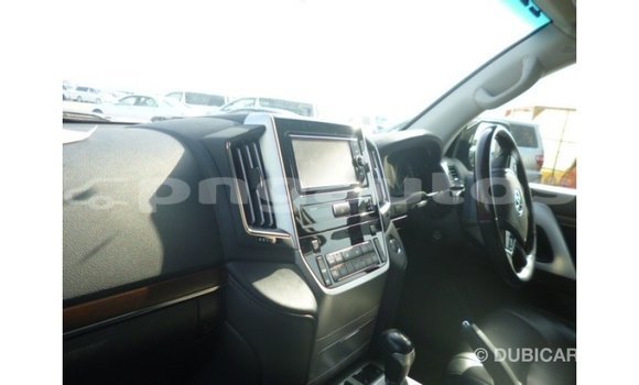 Buy Import Toyota Land Cruiser Black Car in Import - Dubai in Enga Buy Import Toyota Land Cruiser Black Car in Import - Dubai in Enga