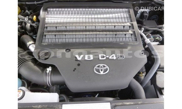 Buy Import Toyota Land Cruiser Black Car in Import - Dubai in Enga Buy Import Toyota Land Cruiser Black Car in Import - Dubai in Enga