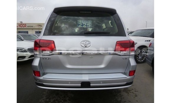Buy Import Toyota Land Cruiser Other Car in Import - Dubai in Enga Buy Import Toyota Land Cruiser Other Car in Import - Dubai in Enga