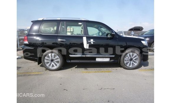 Buy Import Toyota Land Cruiser Black Car in Import - Dubai in Enga Buy Import Toyota Land Cruiser Black Car in Import - Dubai in Enga