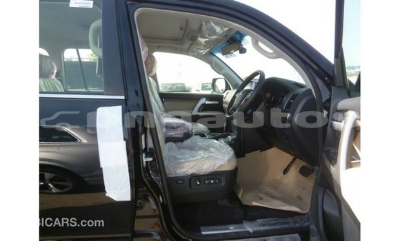 Buy Import Toyota Land Cruiser Black Car in Import - Dubai in Enga Buy Import Toyota Land Cruiser Black Car in Import - Dubai in Enga