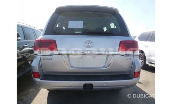 Buy Import Toyota Land Cruiser Other Car in Import - Dubai in Enga Buy Import Toyota Land Cruiser Other Car in Import - Dubai in Enga
