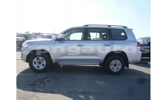 Buy Import Toyota Land Cruiser Other Car in Import - Dubai in Enga Buy Import Toyota Land Cruiser Other Car in Import - Dubai in Enga