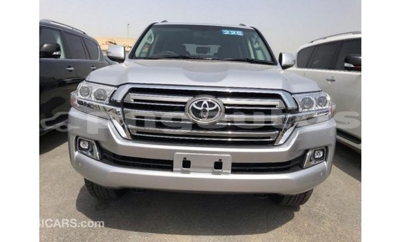 Buy Import Toyota Land Cruiser Other Car in Import - Dubai in Enga Buy Import Toyota Land Cruiser Other Car in Import - Dubai in Enga