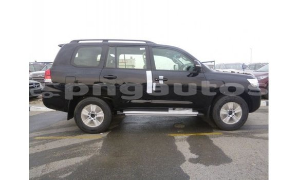 Buy Import Toyota Land Cruiser Black Car in Import - Dubai in Enga Buy Import Toyota Land Cruiser Black Car in Import - Dubai in Enga