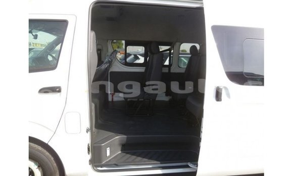 Buy Import Toyota Hiace White Car in Import - Dubai in Enga Buy Import Toyota Hiace White Car in Import - Dubai in Enga