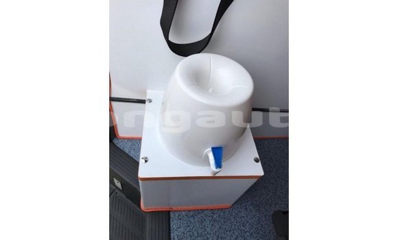 Buy Import Toyota Hiace White Car in Import - Dubai in Enga Buy Import Toyota Hiace White Car in Import - Dubai in Enga