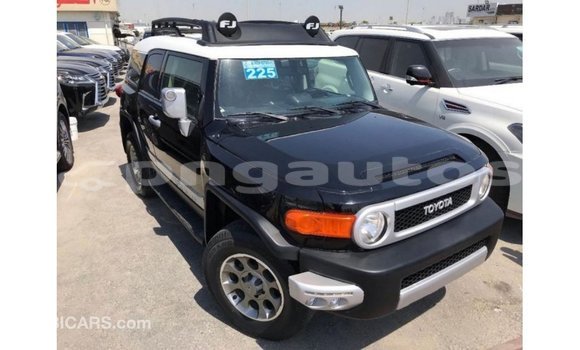 Buy Import Toyota FJ Cruiser Black Car in Import - Dubai in Enga Buy Import Toyota FJ Cruiser Black Car in Import - Dubai in Enga