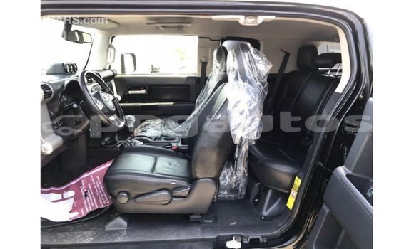 Buy Import Toyota FJ Cruiser Black Car in Import - Dubai in Enga Buy Import Toyota FJ Cruiser Black Car in Import - Dubai in Enga