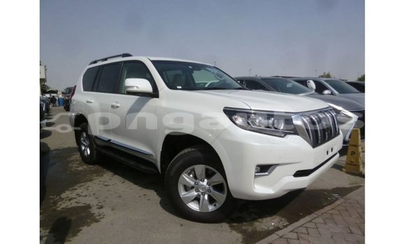 Buy Import Toyota Prado White Car in Import - Dubai in Enga Buy Import Toyota Prado White Car in Import - Dubai in Enga