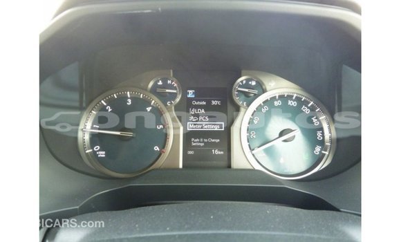 Buy Import Toyota Prado White Car in Import - Dubai in Enga Buy Import Toyota Prado White Car in Import - Dubai in Enga