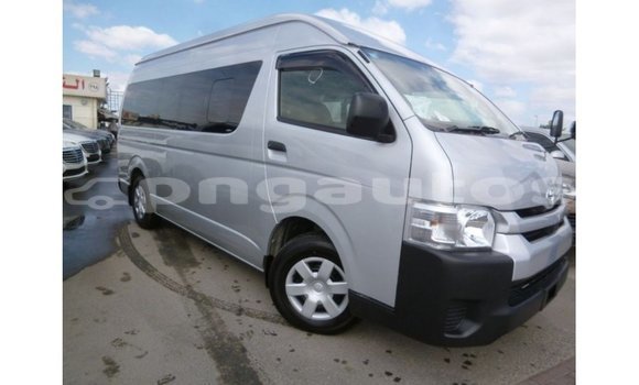 Buy Import Toyota Hiace Other Car in Import - Dubai in Enga Buy Import Toyota Hiace Other Car in Import - Dubai in Enga