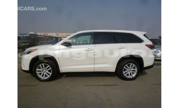Buy Import Toyota Kluger White Car in Import - Dubai in Enga Buy Import Toyota Kluger White Car in Import - Dubai in Enga