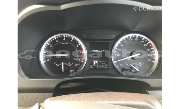 Buy Import Toyota Kluger White Car in Import - Dubai in Enga Buy Import Toyota Kluger White Car in Import - Dubai in Enga