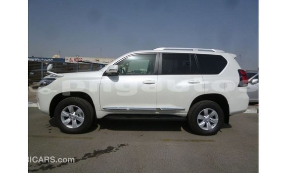 Buy Import Toyota Prado White Car in Import - Dubai in Enga Buy Import Toyota Prado White Car in Import - Dubai in Enga