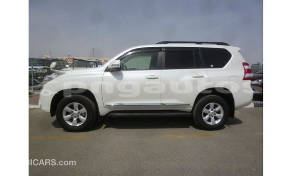 Buy Import Toyota Prado White Car in Import - Dubai in Enga Buy Import Toyota Prado White Car in Import - Dubai in Enga