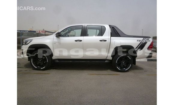 Buy Import Toyota Hilux White Car in Import - Dubai in Enga Buy Import Toyota Hilux White Car in Import - Dubai in Enga