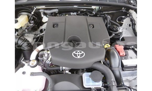 Buy Import Toyota Hilux White Car in Import - Dubai in Enga Buy Import Toyota Hilux White Car in Import - Dubai in Enga