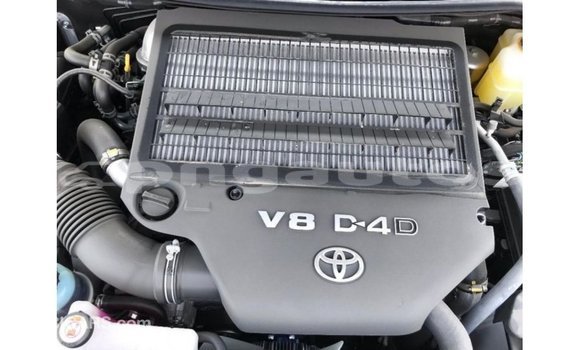 Buy Import Toyota Land Cruiser Black Car in Import - Dubai in Enga Buy Import Toyota Land Cruiser Black Car in Import - Dubai in Enga