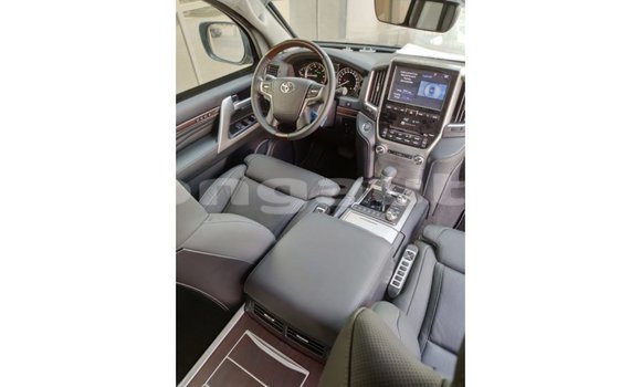 Buy Import Toyota Land Cruiser Black Car in Import - Dubai in Enga Buy Import Toyota Land Cruiser Black Car in Import - Dubai in Enga