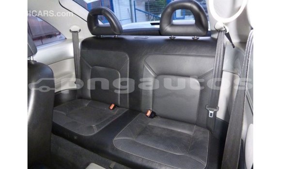 Buy Import Volkswagen Beetle White Car in Import - Dubai in Enga Buy Import Volkswagen Beetle White Car in Import - Dubai in Enga