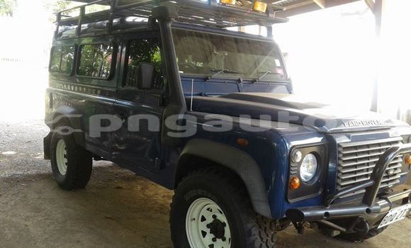 Buy Used Land Rover Defender Other Car in Kundiawa in Simbu