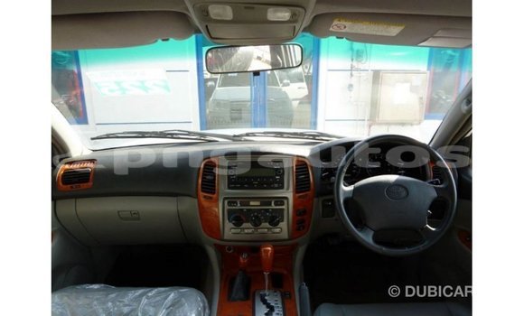 Buy Import Toyota Land Cruiser White Car in Import - Dubai in Enga Buy Import Toyota Land Cruiser White Car in Import - Dubai in Enga