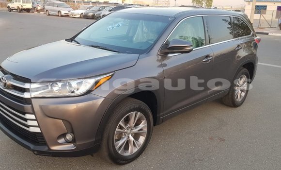 Buy Import Toyota Highlander Other Car in Import - Dubai in Enga Buy Import Toyota Highlander Other Car in Import - Dubai in Enga
