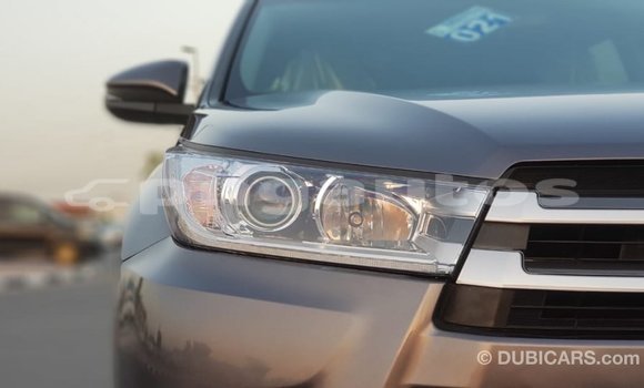 Buy Import Toyota Highlander Other Car in Import - Dubai in Enga Buy Import Toyota Highlander Other Car in Import - Dubai in Enga