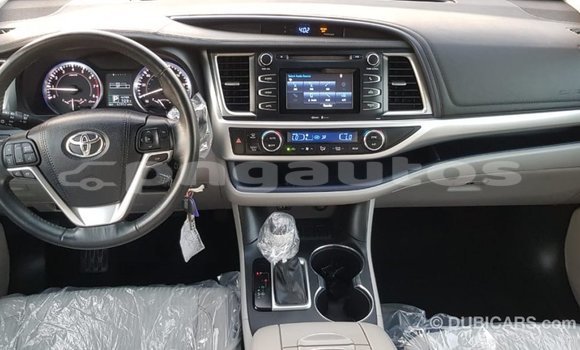 Buy Import Toyota Highlander Other Car in Import - Dubai in Enga Buy Import Toyota Highlander Other Car in Import - Dubai in Enga