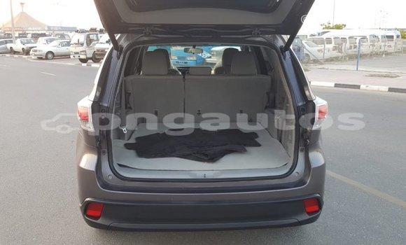 Buy Import Toyota Highlander Other Car in Import - Dubai in Enga Buy Import Toyota Highlander Other Car in Import - Dubai in Enga
