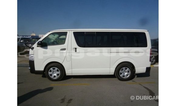 Buy Import Toyota Hiace White Car in Import - Dubai in Enga Buy Import Toyota Hiace White Car in Import - Dubai in Enga
