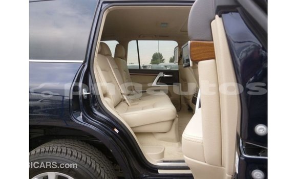 Buy Import Toyota Land Cruiser Blue Car in Import - Dubai in Enga Buy Import Toyota Land Cruiser Blue Car in Import - Dubai in Enga