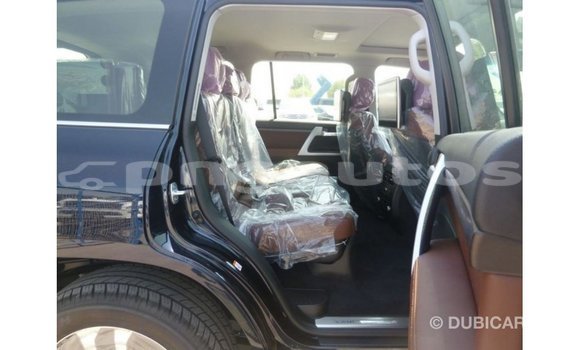 Buy Import Toyota Land Cruiser Blue Car in Import - Dubai in Enga Buy Import Toyota Land Cruiser Blue Car in Import - Dubai in Enga