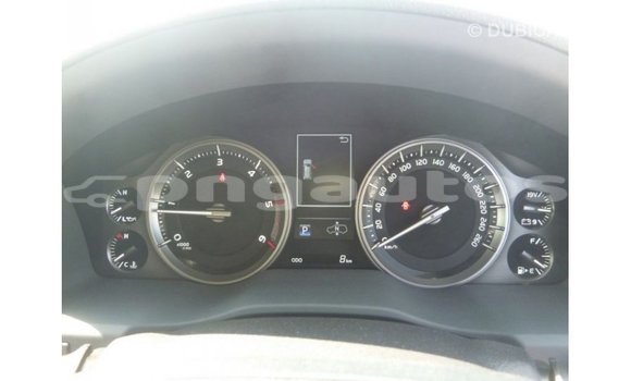 Buy Import Toyota Land Cruiser Red Car in Import - Dubai in Enga Buy Import Toyota Land Cruiser Red Car in Import - Dubai in Enga