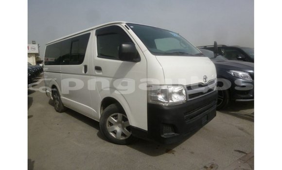 Buy Import Toyota Hiace White Car in Import - Dubai in Enga Buy Import Toyota Hiace White Car in Import - Dubai in Enga
