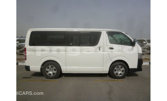 Buy Import Toyota Hiace White Car in Import - Dubai in Enga Buy Import Toyota Hiace White Car in Import - Dubai in Enga