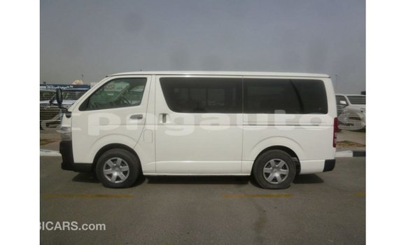 Buy Import Toyota Hiace White Car in Import - Dubai in Enga Buy Import Toyota Hiace White Car in Import - Dubai in Enga