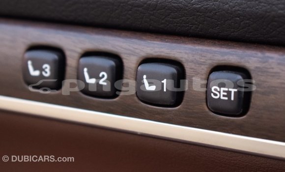 Buy Import Toyota Land Cruiser Black Car in Import - Dubai in Enga Buy Import Toyota Land Cruiser Black Car in Import - Dubai in Enga