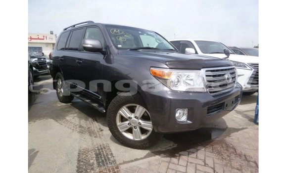 Buy Import Toyota Land Cruiser Other Car in Import - Dubai in Enga Buy Import Toyota Land Cruiser Other Car in Import - Dubai in Enga