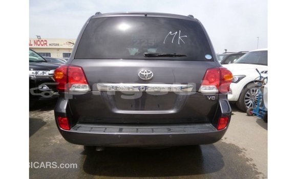Buy Import Toyota Land Cruiser Other Car in Import - Dubai in Enga Buy Import Toyota Land Cruiser Other Car in Import - Dubai in Enga