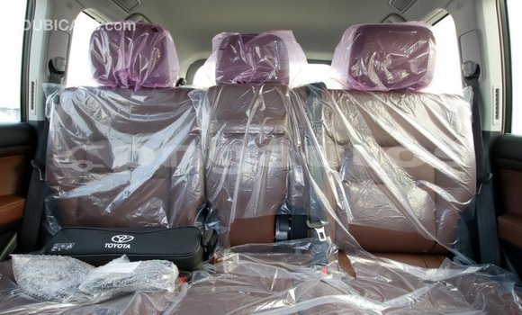 Buy Import Toyota Land Cruiser Black Car in Import - Dubai in Enga Buy Import Toyota Land Cruiser Black Car in Import - Dubai in Enga