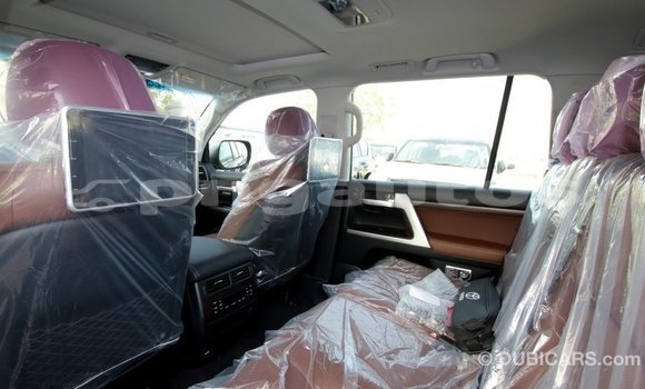 Buy Import Toyota Land Cruiser Black Car in Import - Dubai in Enga Buy Import Toyota Land Cruiser Black Car in Import - Dubai in Enga